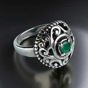 Carolyn Pollack 925 Sterling Silver Faceted Emerald May Birthstone Ring Size 5